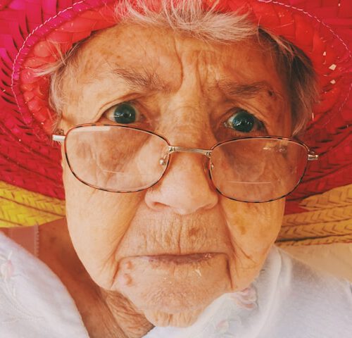Warzen besprechen: Alter Oma-Mythos oder medizinisch erklärbar?